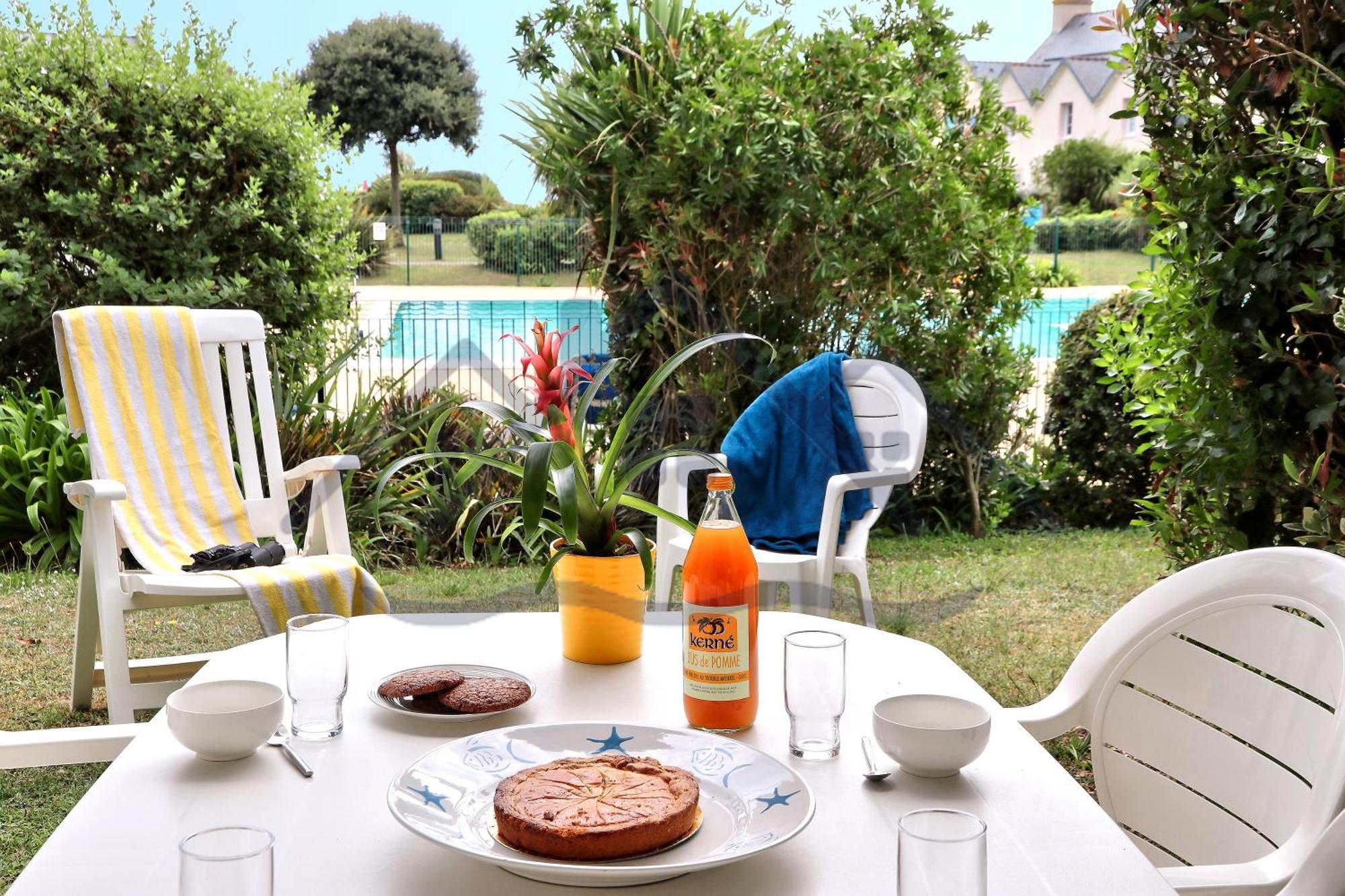 Localise - A06 - Entierement De Plain-Pied Avec Petite Vue Mer - Donnant Sur La Piscine Et Le Jardin - Wifi Inclus - Draps Inclus - Guilvinec 외부 사진